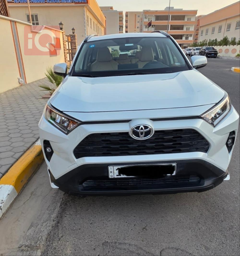 تويوتا راف 4